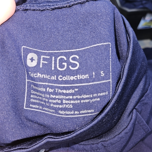 Figs Scrub Set - Picture 3 of 3